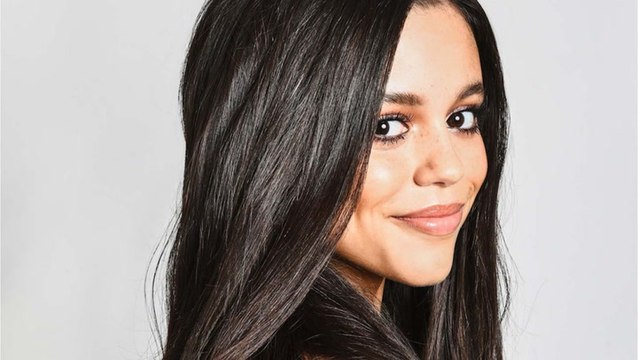 Tim Burton Casts Jenna Ortega to Play Wednesday Addams for Netflix Live-Action Series | THR News