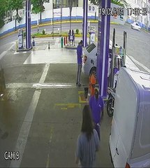 Câmera flagra acidente de moto em Apucarana