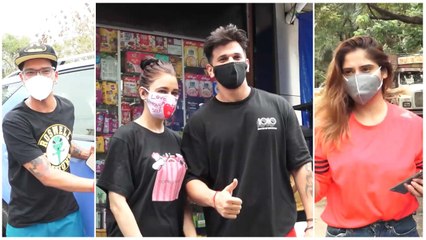 Prince Narula With Wife Yuvika Chaudhary, Arrti Singh & Haarsh Limbachiyaa Snapped Across Town