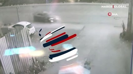 Polisten kaçarken ortalığı birbirine kattı