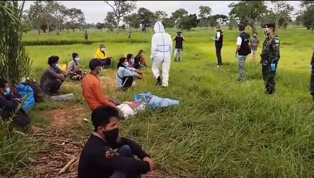 สระแก้ว - ทหาร กกล.บูรพา จับแรงงานเขมรทะลักเข้าไทยอีก 12 คน ชายแดนตาพระยา จ.สระแก้ว