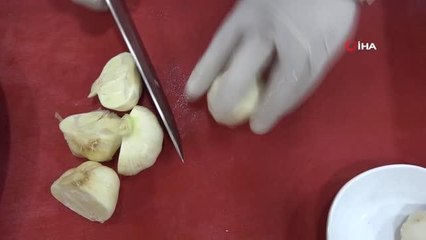 Gaziantep'in vazgeçilmez lezzeti sarımsak kebabı