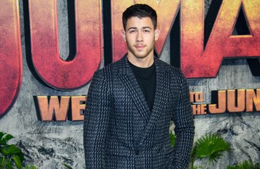 'Estou me sentindo muito bem’, diz Nick Jonas após acidente de motocicleta