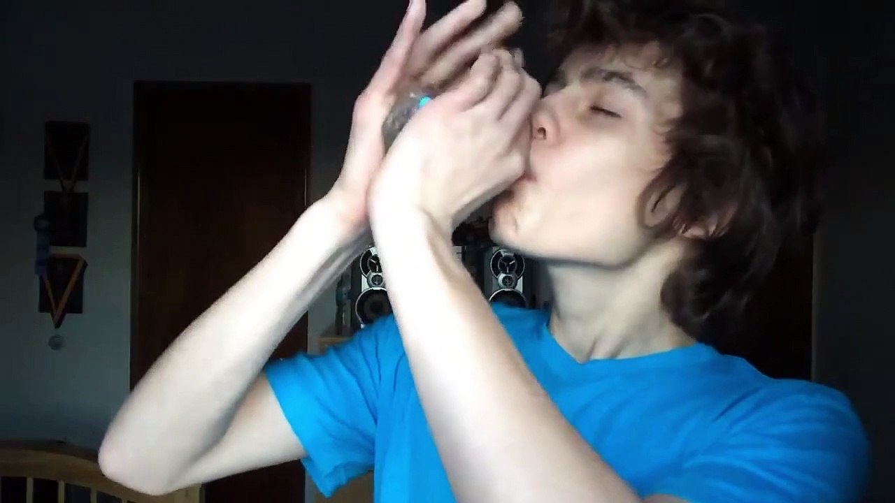 1 second water drink! 1