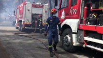 Incêndio florestal leva à evacuação de vilarejos na Grécia