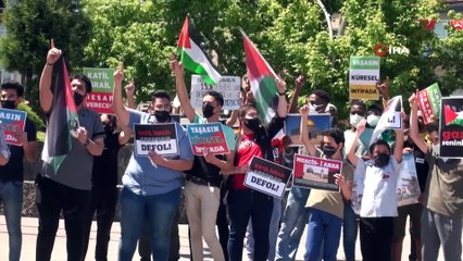 Filistinli gençlerden İsrail’e tepki