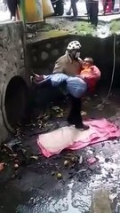 Ce sauveteur rate son sauvetage... pauvre blessé