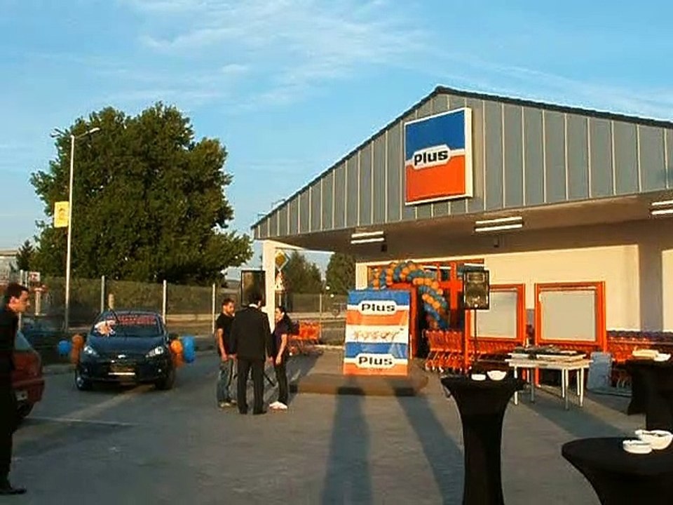 Откриване на магазин "Плюс" в Харманли, 2009