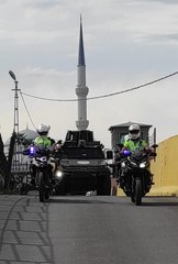 Şişli'de polis ekiplerince denetim yapıldı