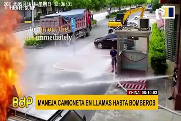 Camioneta en llamas llega hasta una estación de bomberos