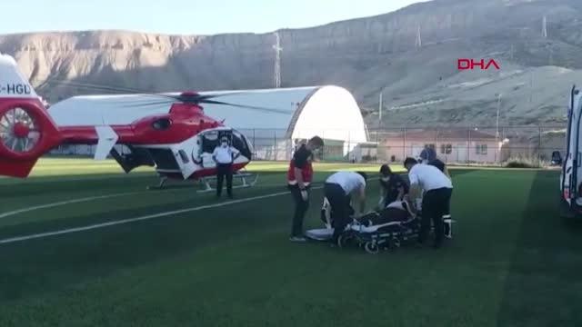 MALATYA KALP KRİZİ GEÇİRDİ, AMBULANS HELİKOPTERLE HASTANEYE ULAŞTIRILDI