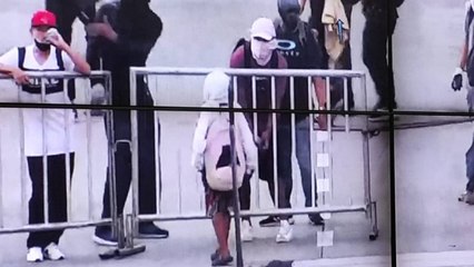 Vándalos utilizaron niños durante los disturbios en Medellín