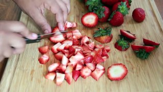 Fresh Strawberry Cobbler Recipe ~ Quick & Easy Dessert