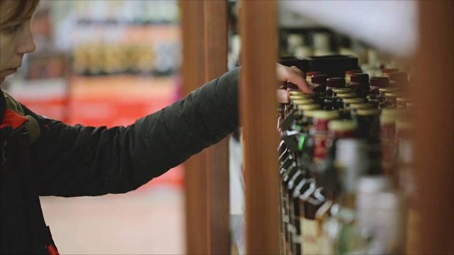 The USPS Is Banned from Shipping Alcohol—A New Bill Aims to Change That