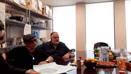 Season 4 Episode 3 Take a Number - The Old Goombahs