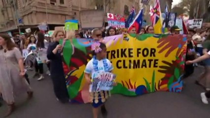 Thousands of students leaving school to march for climate action
