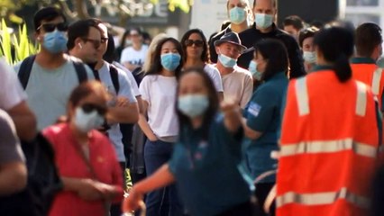 Experts urge over 50s not to delay getting COVID jab