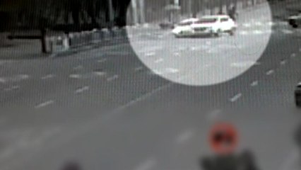 차선 변경할 때 '쿵'...렌터카로 고의사고 보험사기 일당 19명 검거 / YTN