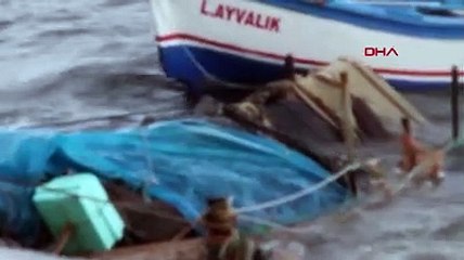 Balıkesir'de fırtına yıktı geçti: 20 tekne battı