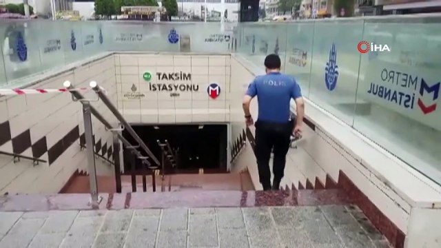 Taksim Metro istasyonunda bir kişi intihar girişiminde bulundu