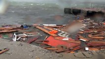 BALIKESİR - Şiddetli fırtına Ayvalık'ta büyük hasara neden oldu