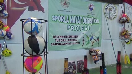 Dalaman'da "Sporla Hayat Değişiyor" projesi kapsamında okullara spor malzemeleri verildi