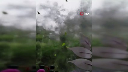 Çanakkale Köseler köyüne 1,5 metrelik dolu yağdı