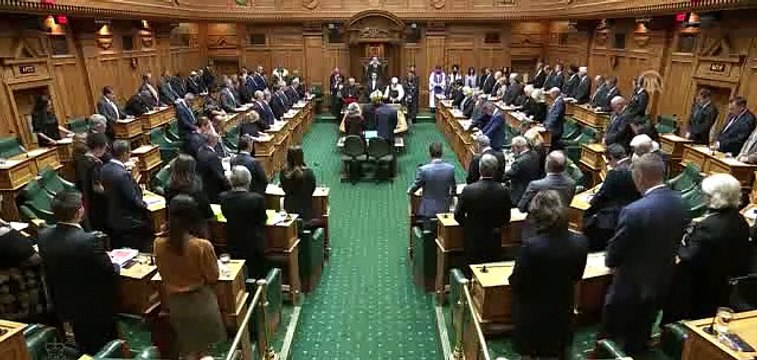 Yeni Zelanda Parlamentosunda Kuranı Kerim okundu