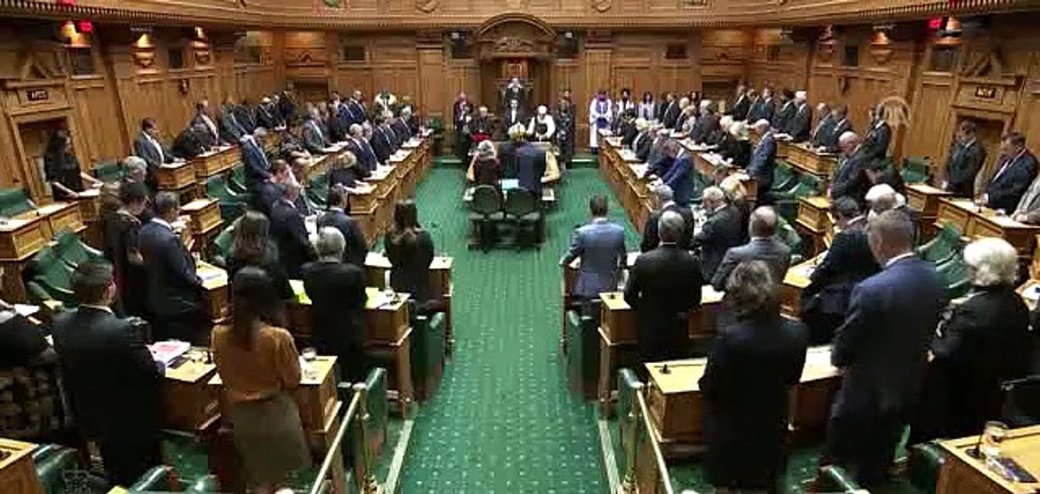 Yeni Zelanda Parlamentosunda Kuranı Kerim okundu