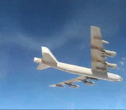 Baltık Denizinde Rus ve ABD uçağı kafa kafaya geldi