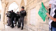 KUDÜS - İsrail polisinden Mescid-i Aksa’da cuma namazı sonrası cemaate müdahale: 20 yaralı