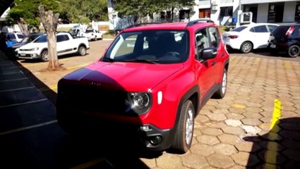 Homem é detido pela PM com carro furtado