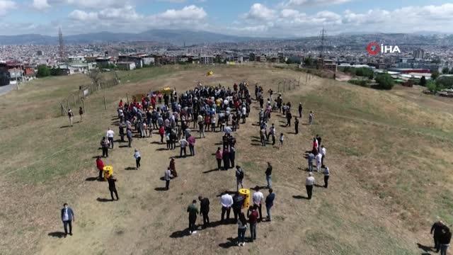 14 yıldır temizlenmeyen nükleer atıklar için duran adam eylemi