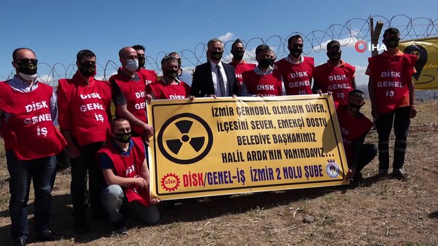 14 yıldır temizlenmeyen nükleer atıklar için 'duran adam' eylemi