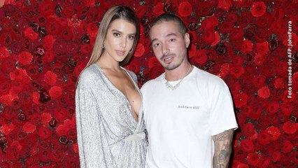 Novia de J Balvin presumió su embarazo en atractiva ropa interior