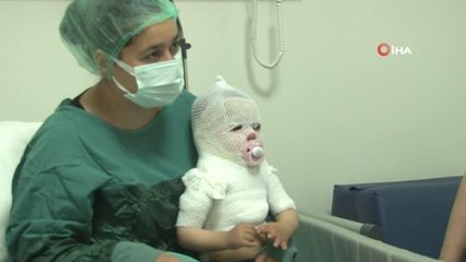 Acil Tıp Teknisyeni'nin kucağından inmemişti...O bebek iyileşmeye başladı