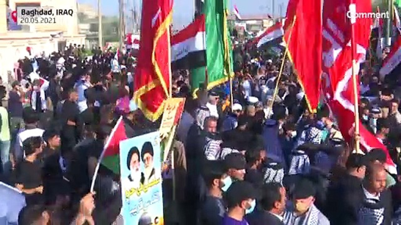 شاهد: متظاهرون مؤيدون لفلسطين وآخرون لإسرائيل وجها لوجه في ساحة تايمز سكوير بنيويورك