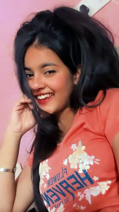 Smile please, very nice Face expression.