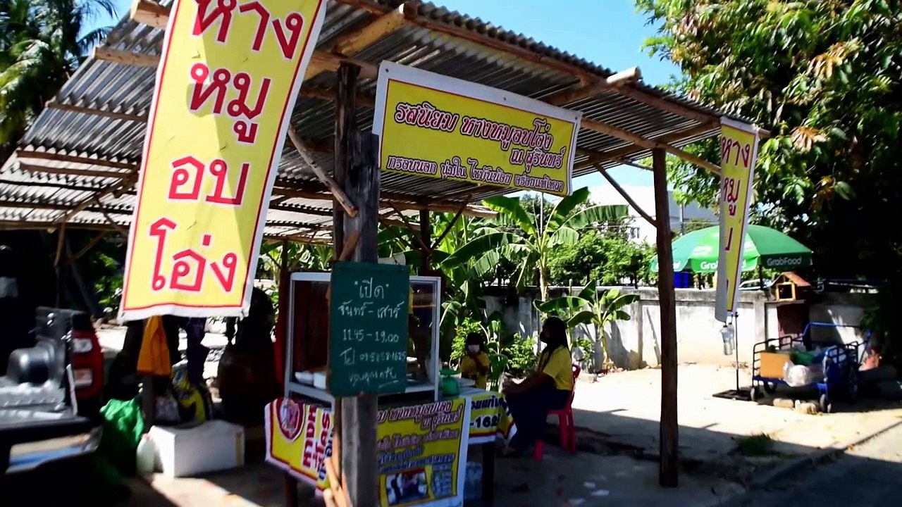 หนุ่มวัย 38 ปี กลับบ้านเกิดผันตัวเองเปิดร้านขาย...