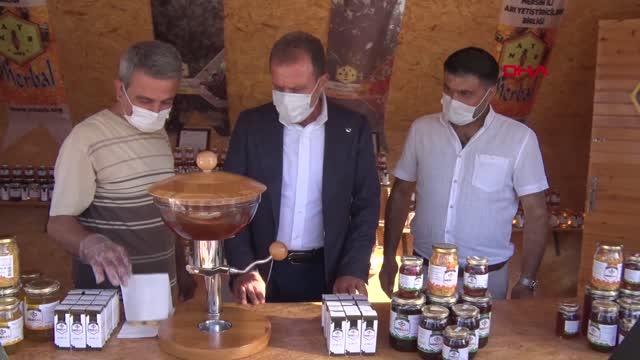 MERSİN BÜYÜKŞEHİR'DEN KARAKOVAN VE PETEK KONSEPTİNDE 'BAL EVİ'