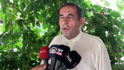 İsrafa dikkat çekmek için 30 çuval ekmek toplayıp film çektiler