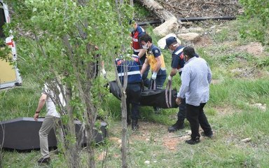 Son dakika! SİVAS'TA ARAZİ SULAMA TARTIŞMASINDA BABA İLE OĞLU ÖLDÜRÜLDÜ