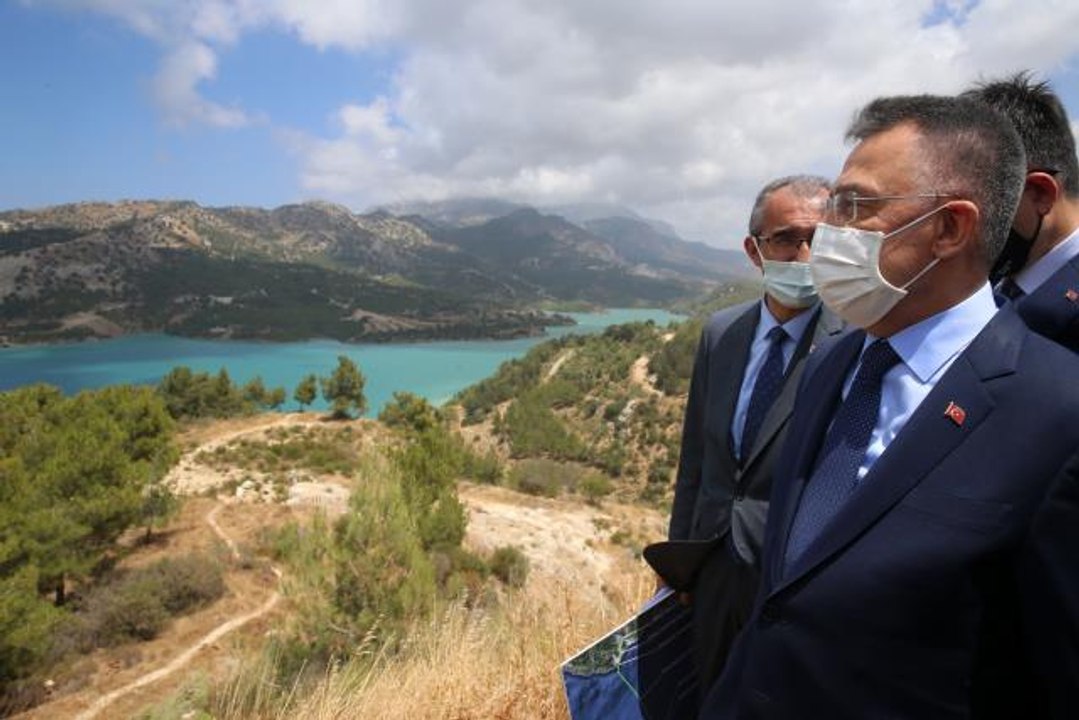 Son dakika haberi... Cumhurbaşkanı Erdoğan: "Kıbrıs müzakereleri Rum tarafının uzlaşmaz, adadaki gerçeklerden kopuk tutumu ve şımarıklıkları nedeniyle sonuçsuz kalmıştır"