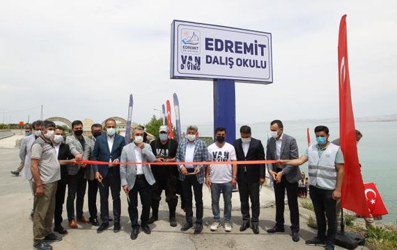 Van Gölü'nün turizmine dalış okulu dopingi