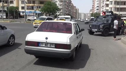 Yolun karşısına geçmeye çalışırken otomobil çarptı: 1 ağır yaralı