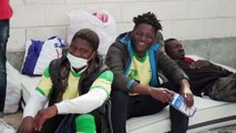 CRISIS MIGRATORIA | Decenas de jóvenes migrantes deambulan desde hace días por las calles de Ceuta