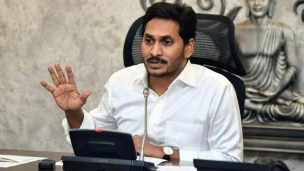 Andhra CM Reddy asks Centre to stop supply of Covid vaccines to private hospitals amid shortage