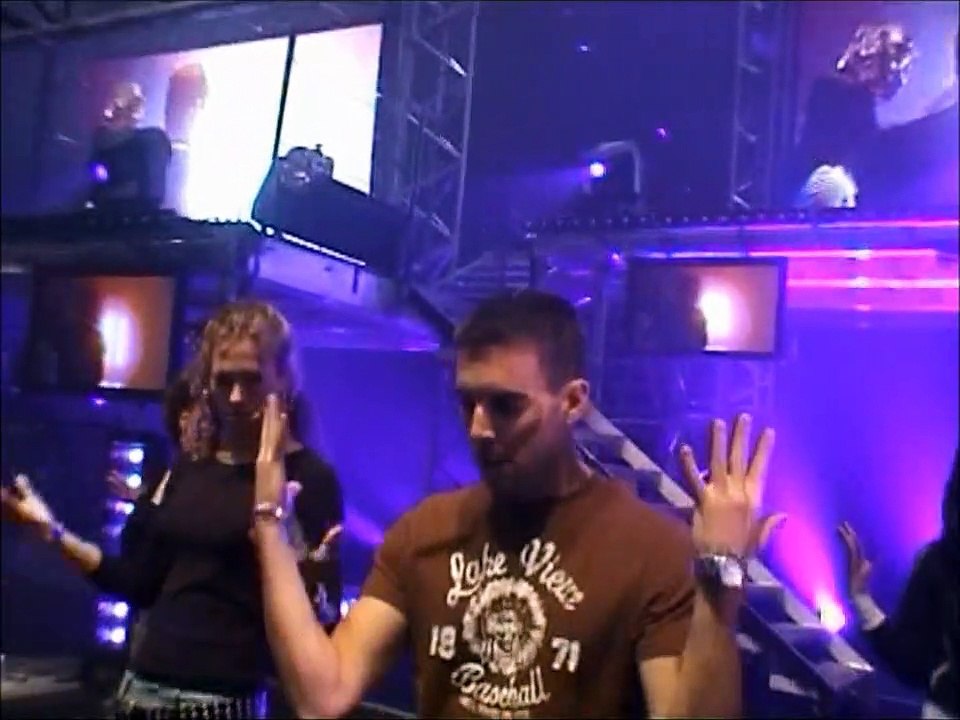 LORIE — MAKING OF DE LA TOURNÉE | LORIE : Live Tour 2003 | Le nouvel album de LORIE | Édition Collector