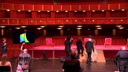 LIVE - Kennedy Center honors Debbie Allen, Dick Van Dyke, Joan Baez, Midori, Garth Brooks