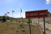 Usta birliklerine giderken PKK'lı teröristlerce şehit edilen sivil ve silahsız 33 asker anılıyor